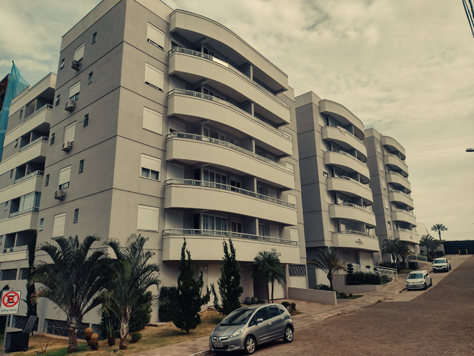 Apartamento de 2 dormitórios no Villa Marbella